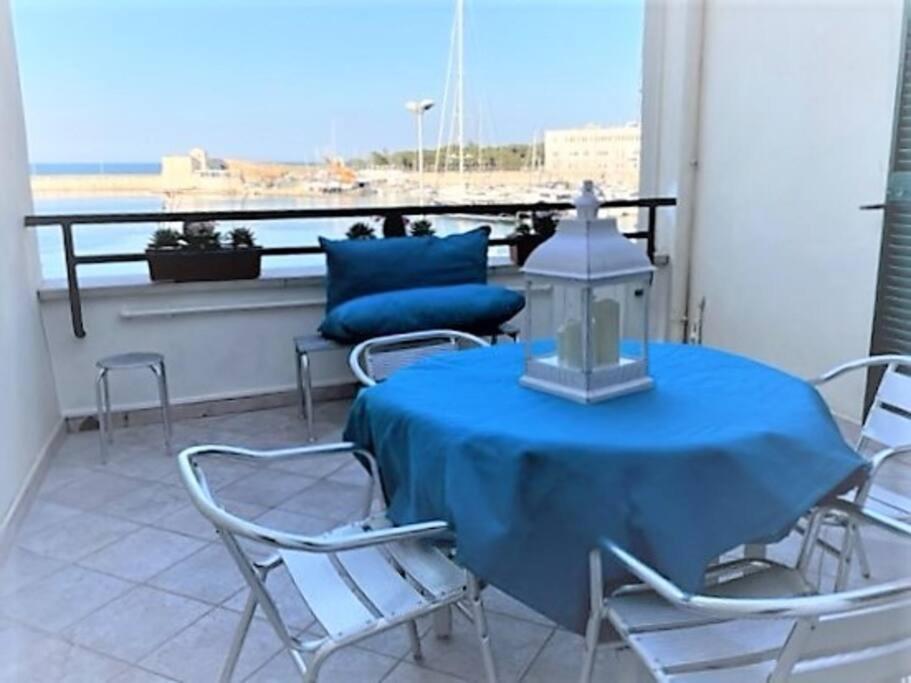 Emozioni Dal Porto Appartement Trani Buitenkant foto