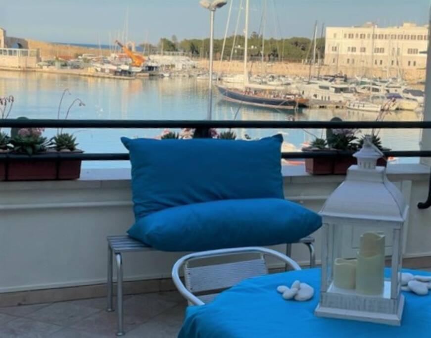 Emozioni Dal Porto Appartement Trani Buitenkant foto
