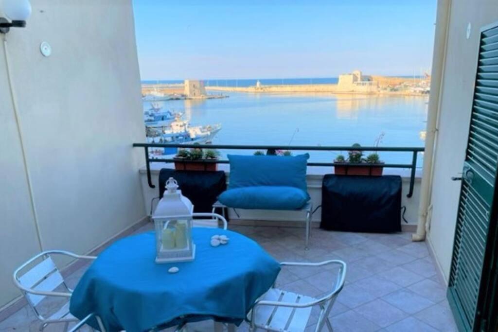 Emozioni Dal Porto Appartement Trani Buitenkant foto