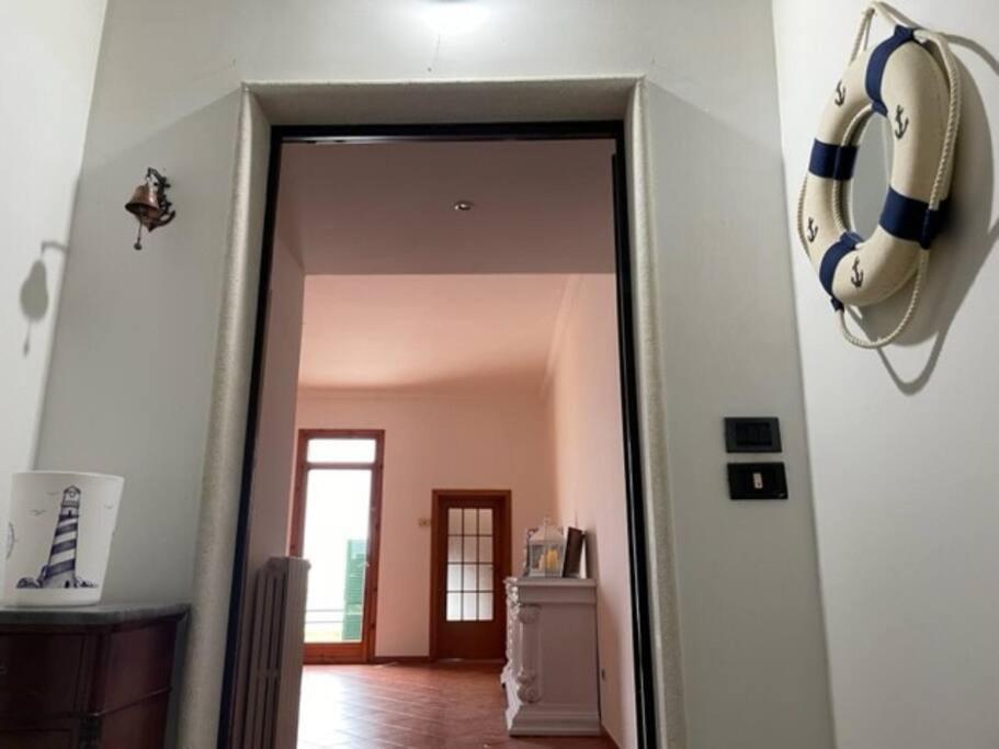 Emozioni Dal Porto Appartement Trani Buitenkant foto