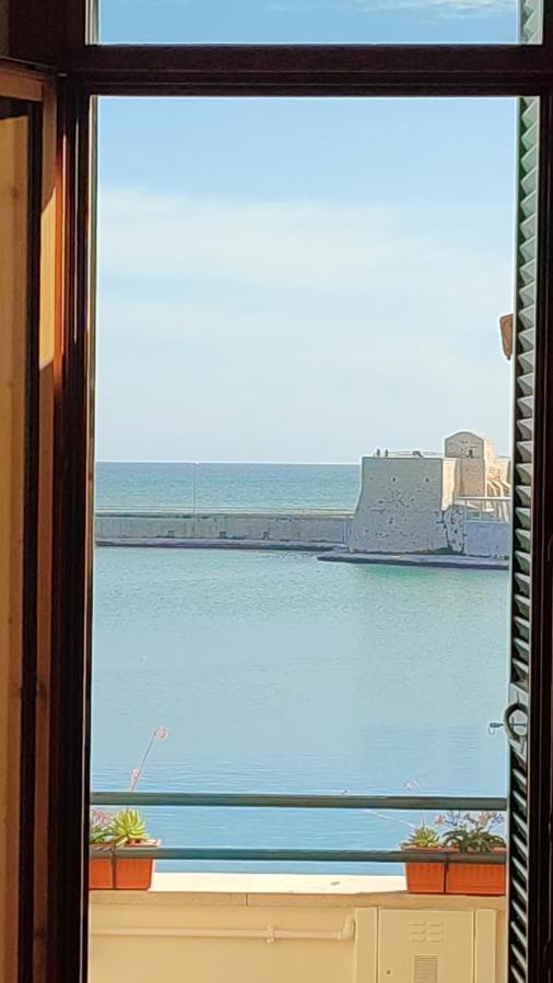 Emozioni Dal Porto Appartement Trani Buitenkant foto